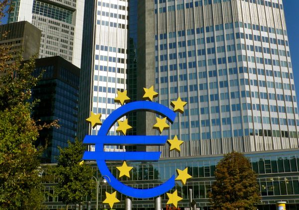 Cât mai poate continua odiseea BCE fără nicio busolă morală? Cât mai poate continua odiseea BCE fără nicio busolă morală?